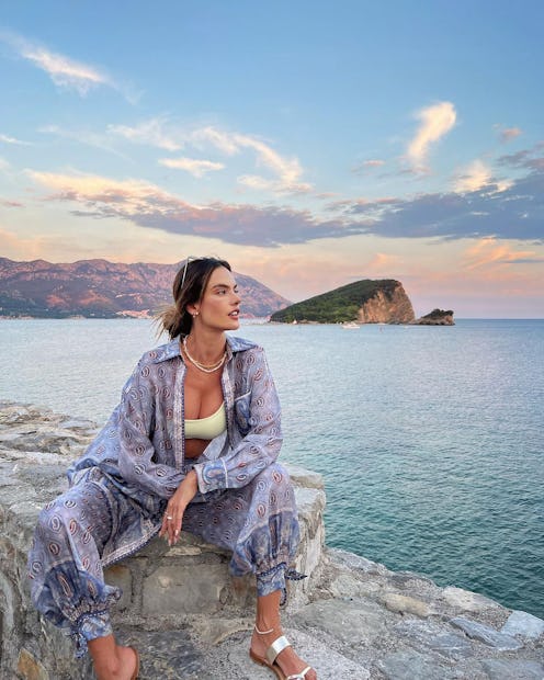 alessandra ambrosio wellness