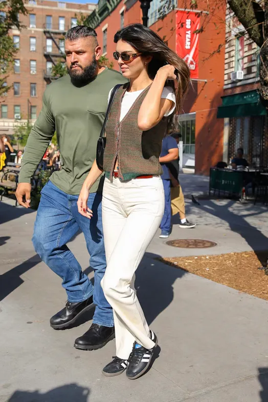 The Samba Sneaker Outfit Ideas You'll Want To Wear Over & Over Again The Samba Sneaker Outfit Ideas You'll Want To Wear Over & Over Again