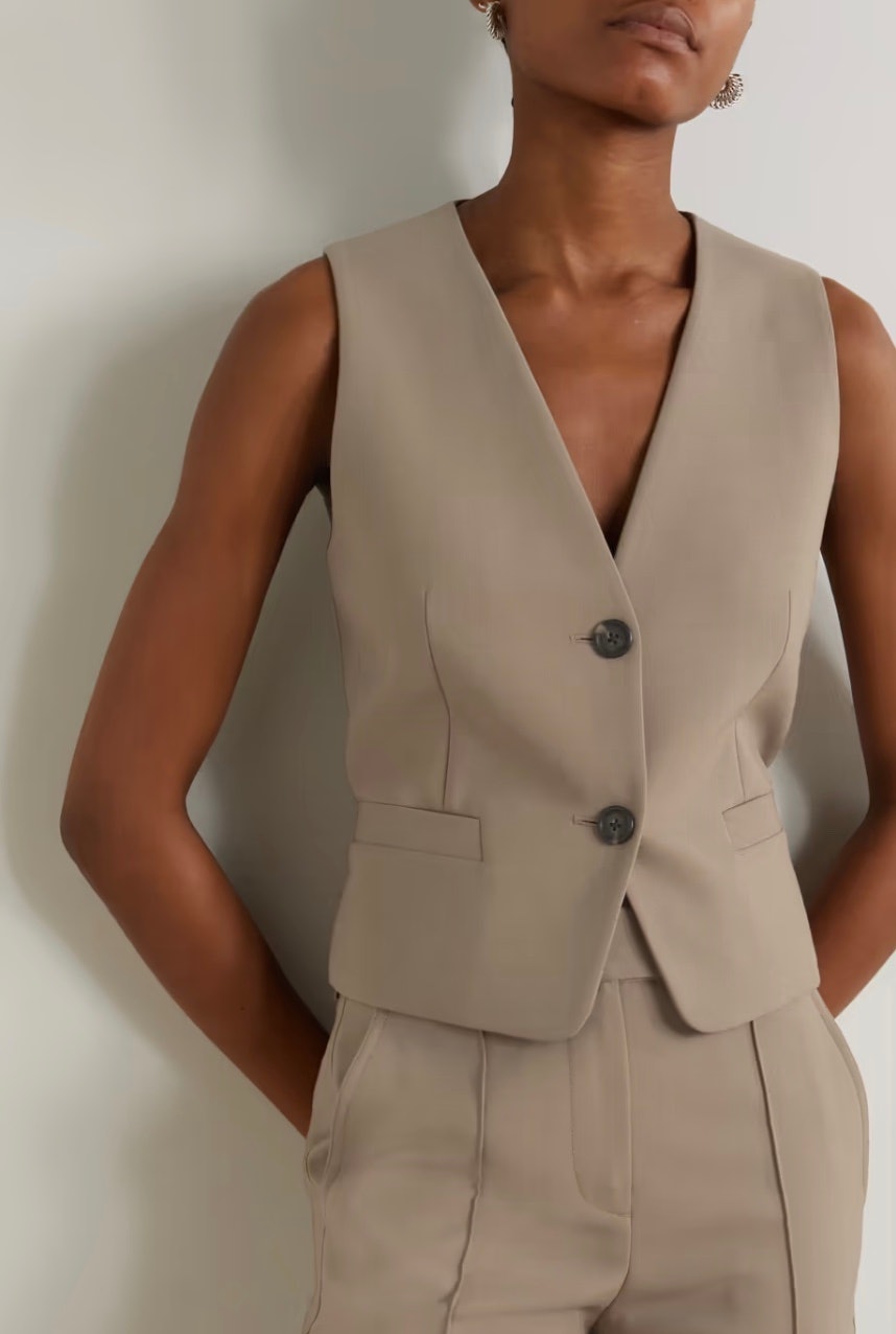 Zendaya's Backless Louis Vuitton Waistcoat at CinemaCon 2023