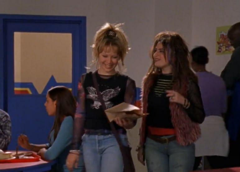 In the early 2000s, Hilary Duff&rsquo;s character Lizzie McGuire wore Y2K hairstyles that were everyone&rsquo;s &hellip;