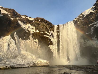 How to travel solo to Iceland.