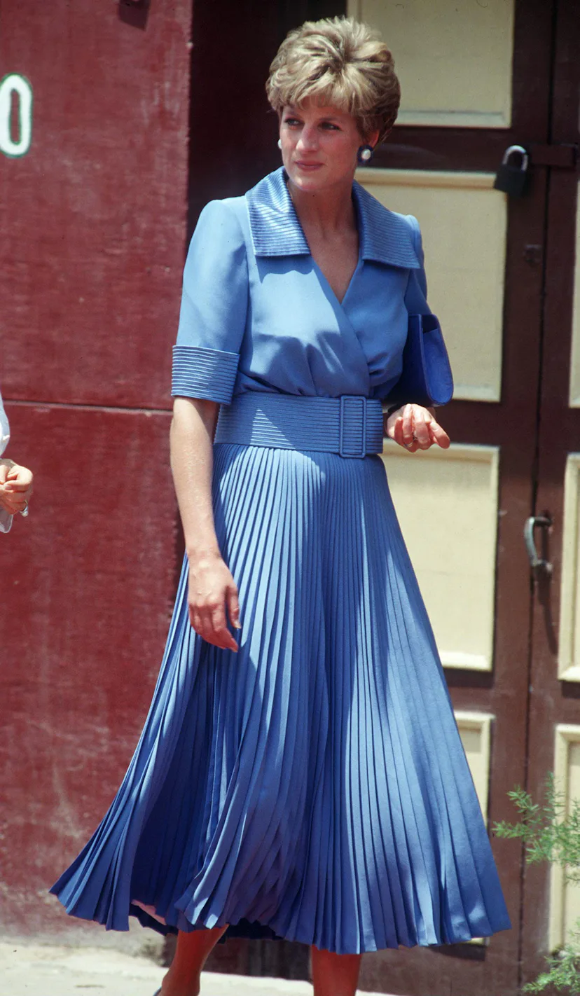 Let Princess Diana's Summer Dresses Inspire Your Next Outfit Let Princess Diana's Summer Dresses Inspire Your Next Outfit