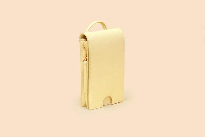 https://ashya.co/products/bolo-bag-butter