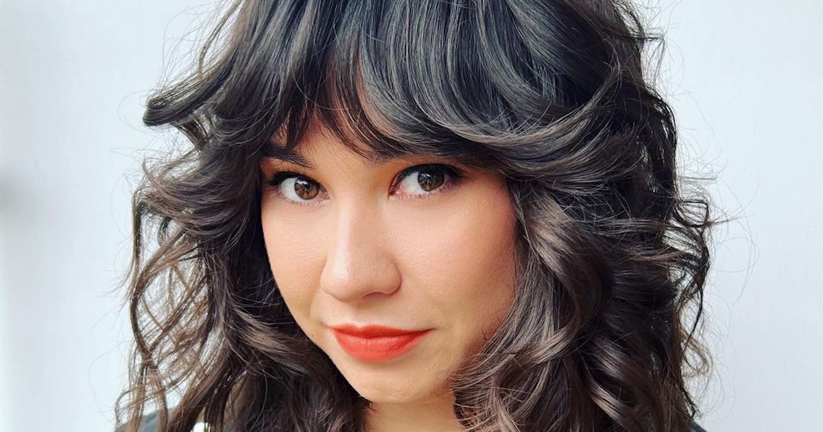 9 Volumizing Haircuts For Thin Long Hair Celebrity Stylists Swear By 9-volumizing-haircuts-for-thin-long-hair-celebrity-stylists-swear-by