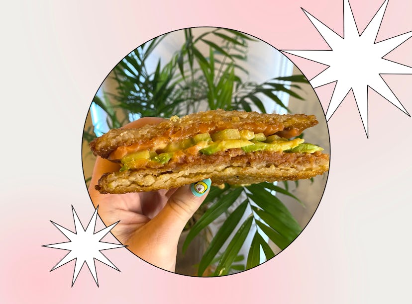 I tried the viral sushi sandwich from Erewhon that Alix Earle tried on TikTok. 