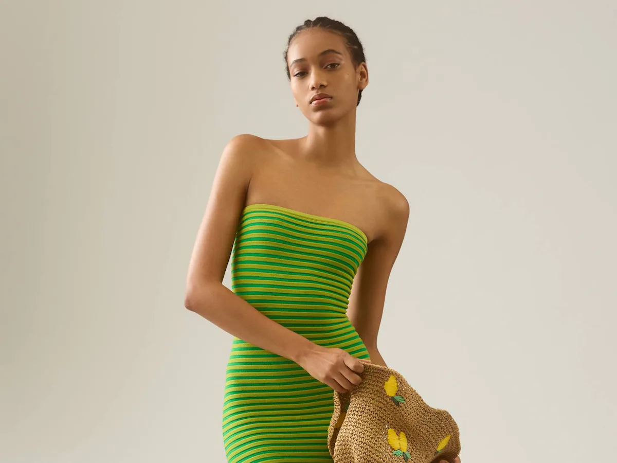 Tube Top Dresses Are Back In The Zeitgeist & Looking Chicer Than Ever Tube Top Dresses Are Back In The Zeitgeist & Looking Chicer Than Ever