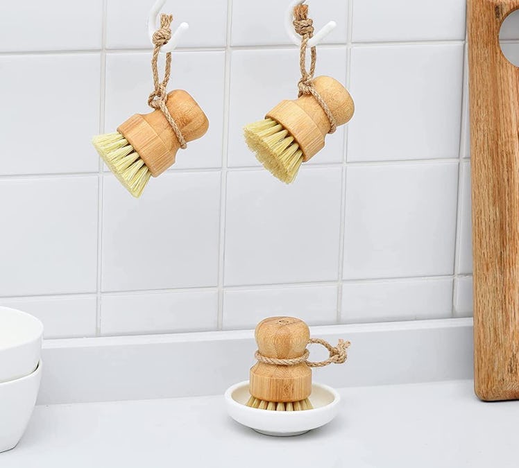 SUBEYKU Bamboo Scrub Brushes (3-Pack)