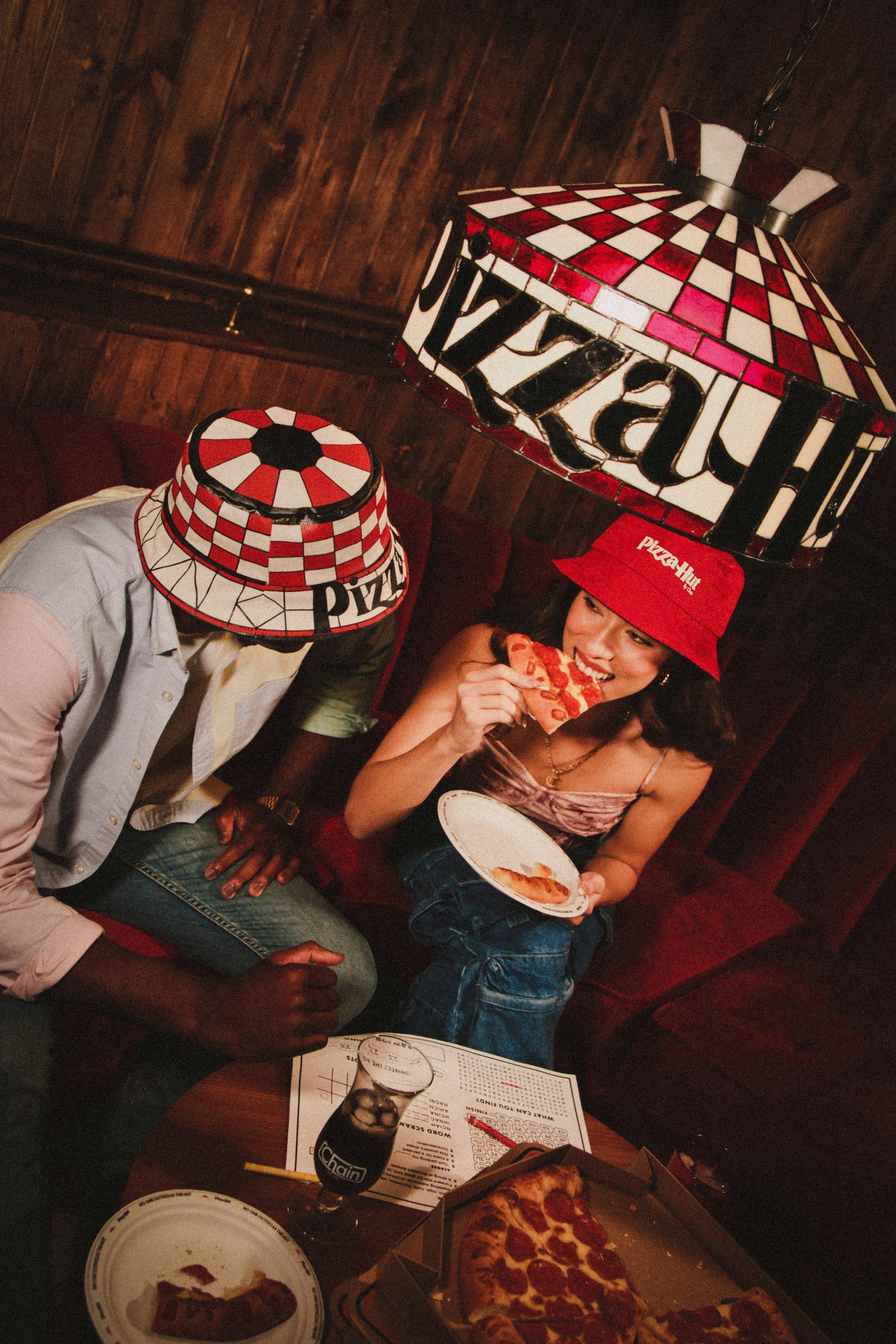 Pizza Hut&rsquo;s new Tiffany-lamp inspired bucket hat is so nostalgic.