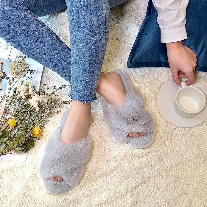 Parlovable Cross Band Fuzzy Slippers