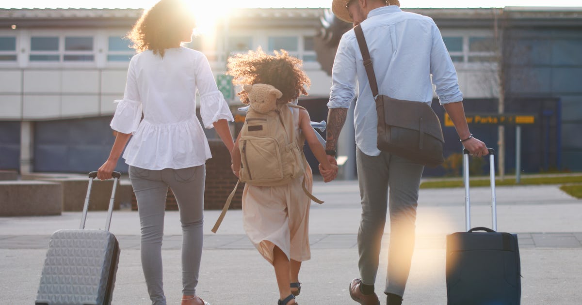 How To Help Calm Travel Anxiety: 5 Expert Tips How To Help Calm Travel Anxiety: 5 Expert Tips