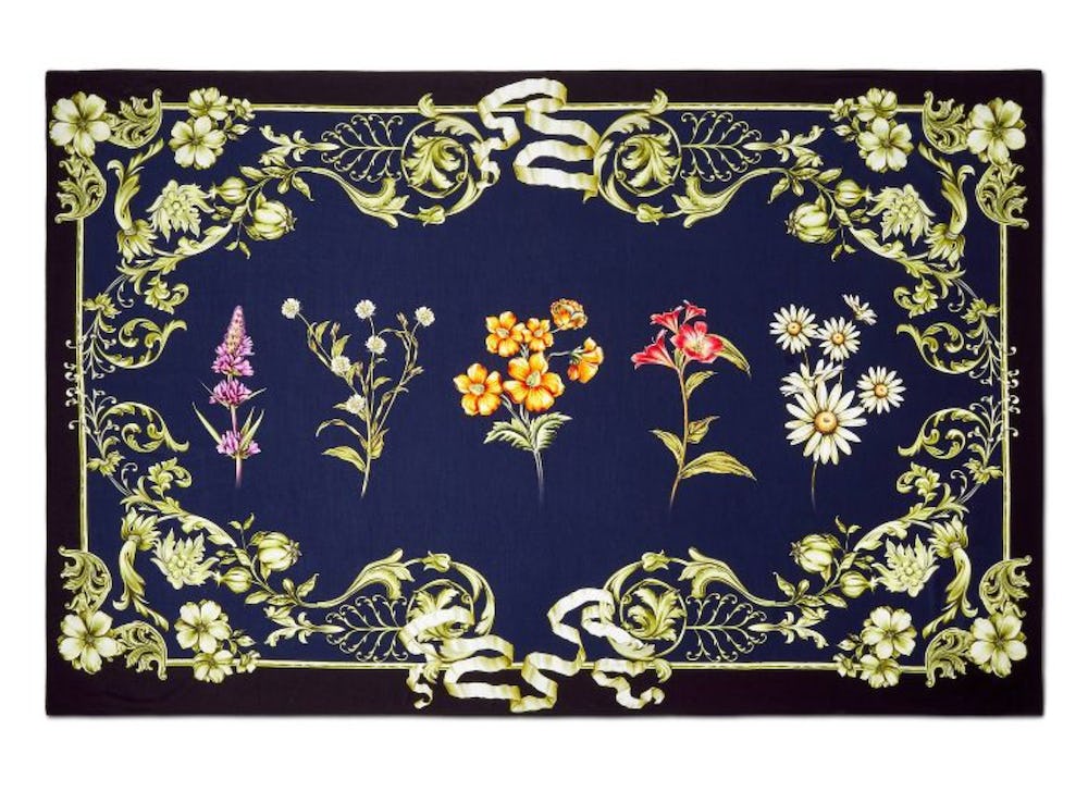 Dainty Floral Print Pareo