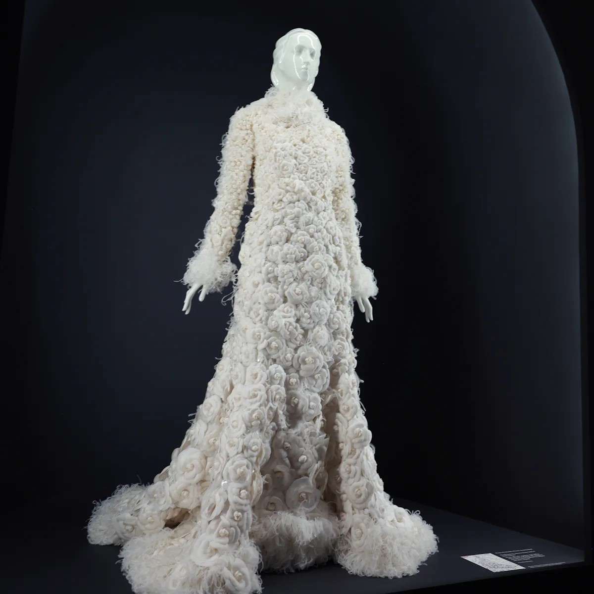 Inside 'Karl Lagerfeld: A Line of Beauty' Exhibition at the Metropolitan Museum of Art Inside 'Karl Lagerfeld: A Line of Beauty' Exhibition at the Metropolitan Museum of Art