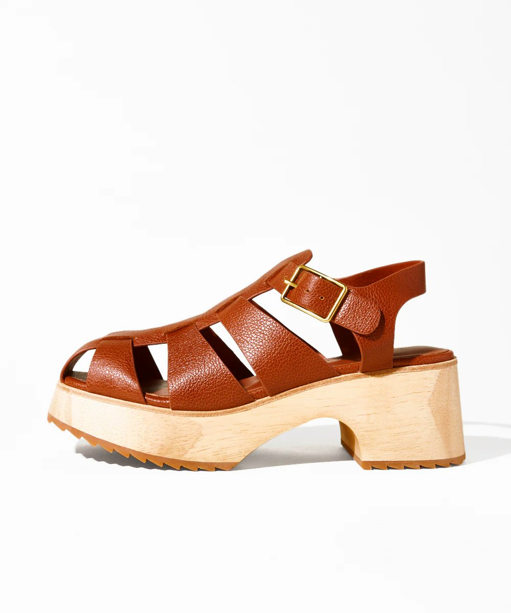 Fisherman Sandals Are The Only Shoes We Want This Summer