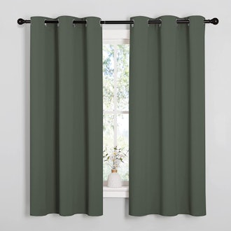 NICETOWN Thermal Insulated Blackout Curtain Panels