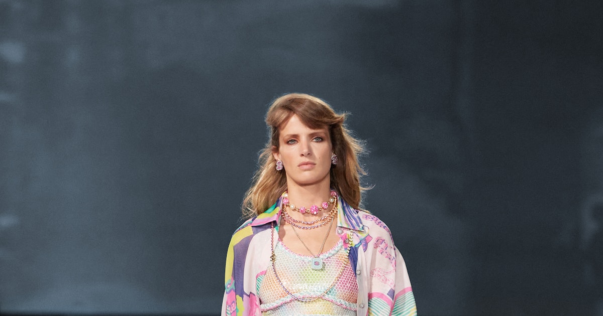 Photos from Chanel Cruise 2023 Collection: Star Sightings
