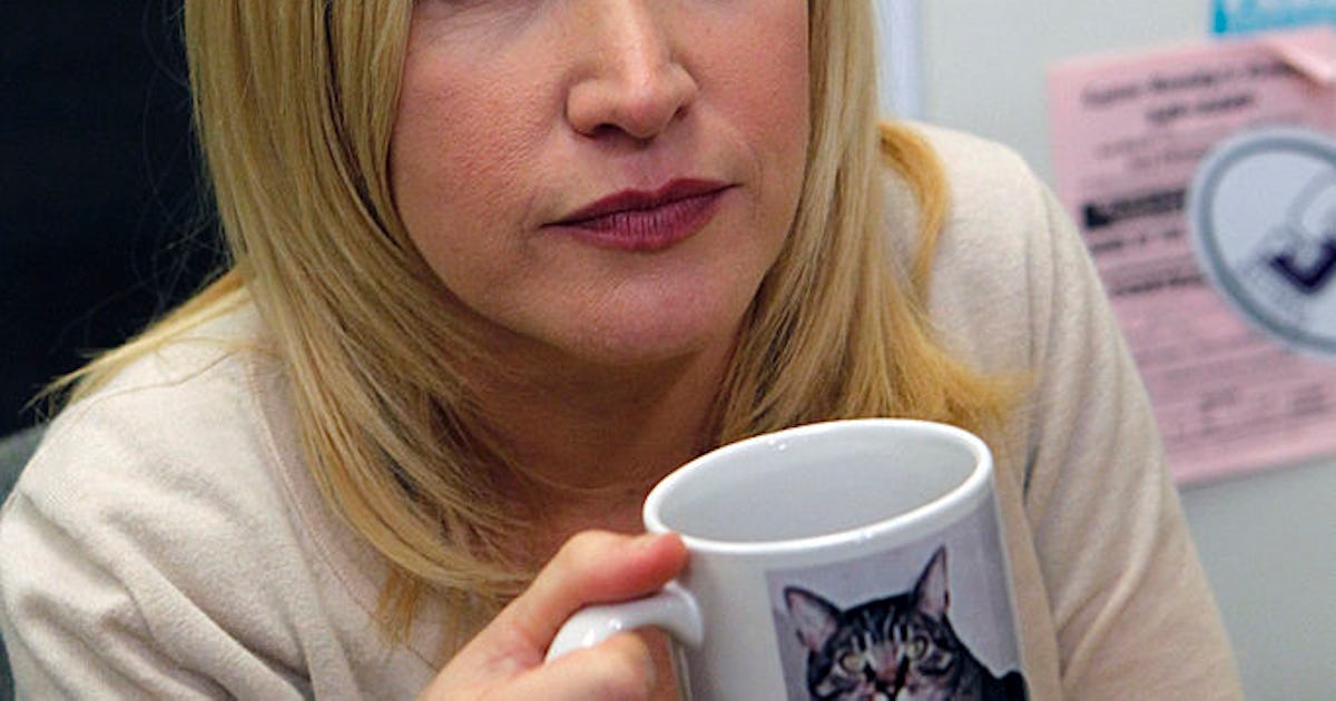 How To Get Your Cat To Sleep At Night time, As Advised By The Workplace’s Angela Kinsey How To Get Your Cat To Sleep At Night time, As Advised By The Workplace’s Angela Kinsey