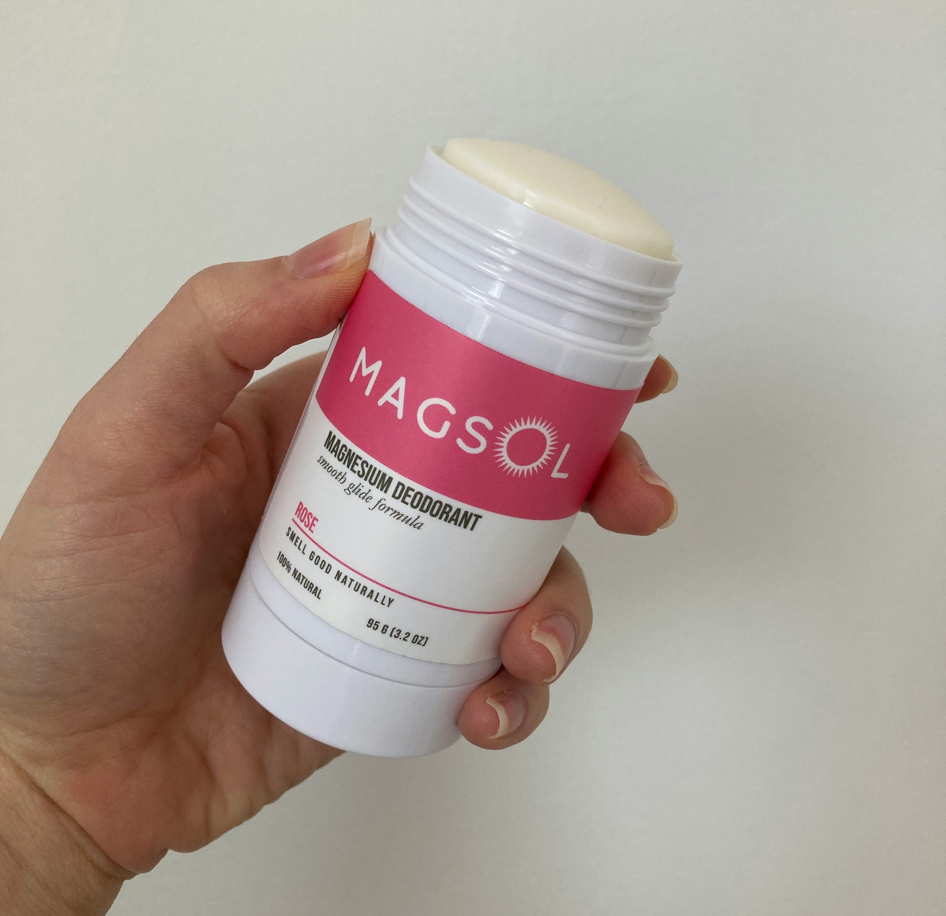 The Best Deodorants That Don't Stain Clothes, Tested & Reviewed