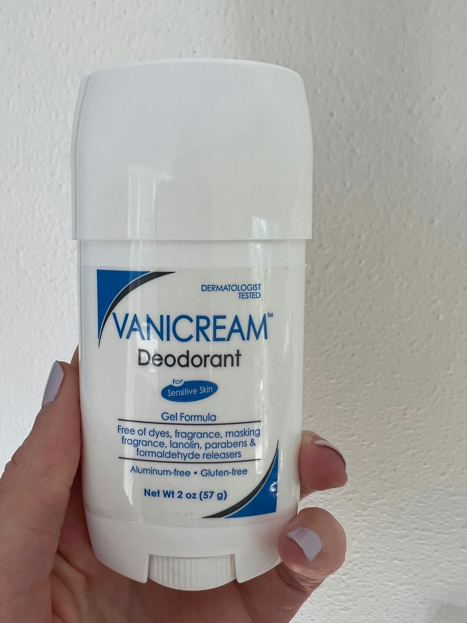 The Best Deodorants That Don't Stain Clothes, Tested & Reviewed