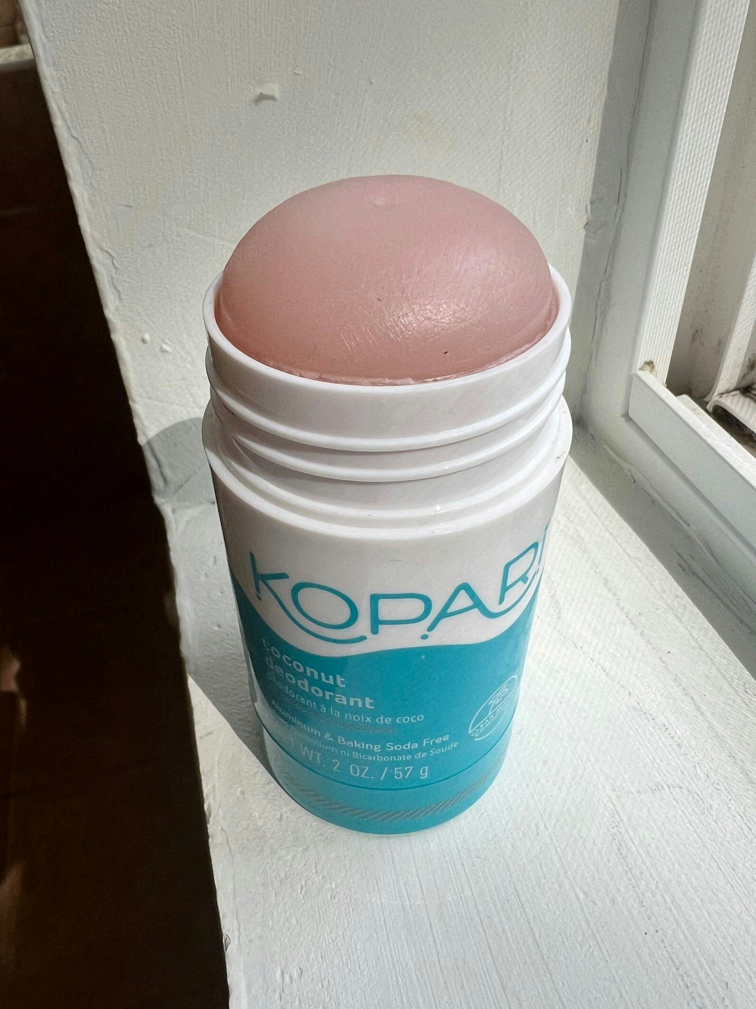 The Best Deodorants That Don't Stain Clothes, Tested & Reviewed