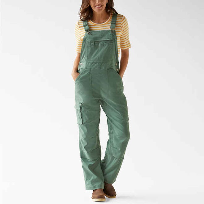 gift for gardeners: duluth gardening overalls