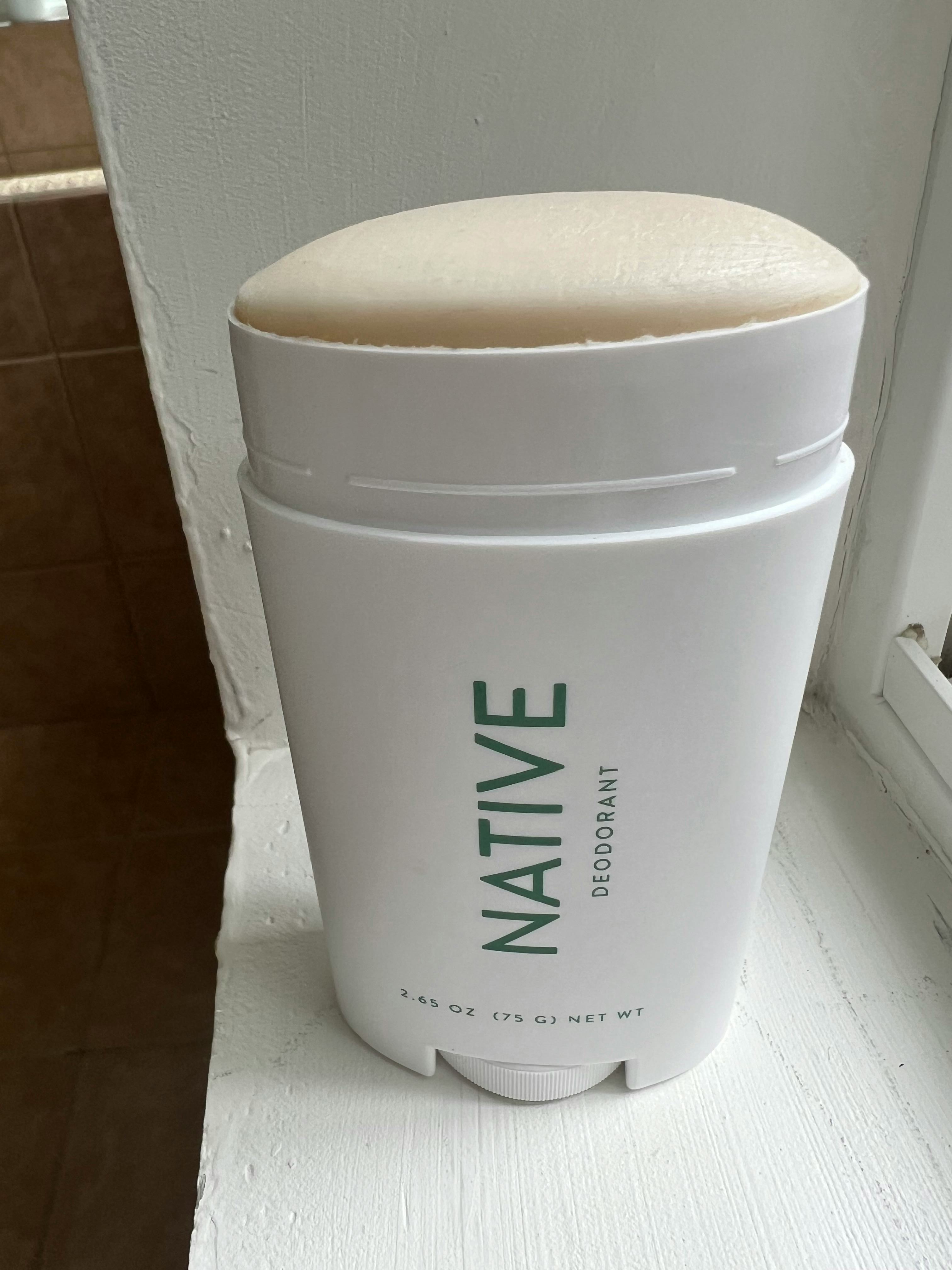 The Best Deodorants That Don't Stain Clothes, Tested & Reviewed