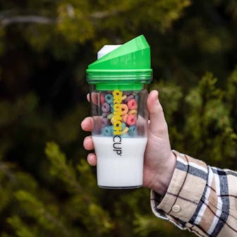 CRUNCHCUP Portable Cereal Cup