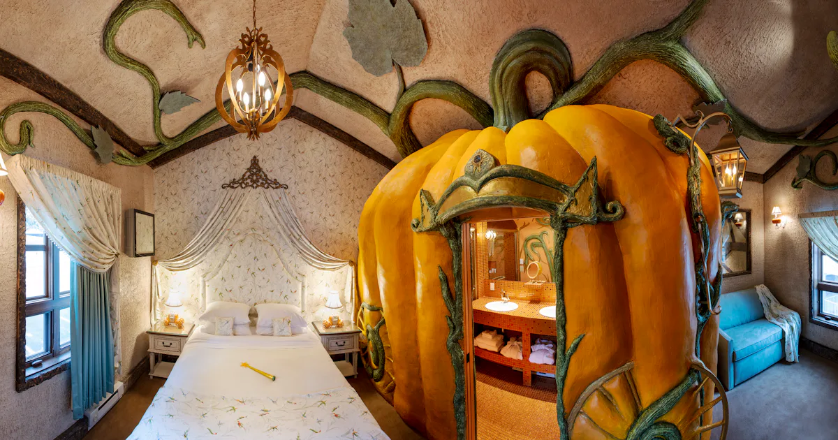 15 Incredible Family-Friendly Hotels In The U.S. That *Aren't* Disney