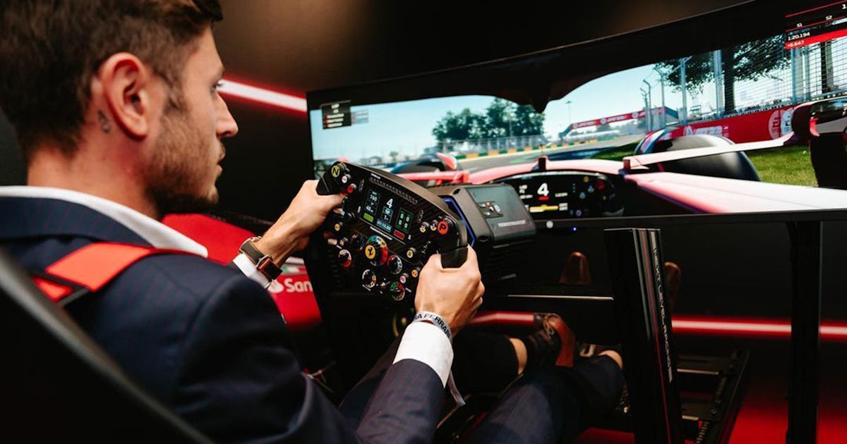 How To Build a Racing Sim Setup That's Worthy of the Pros