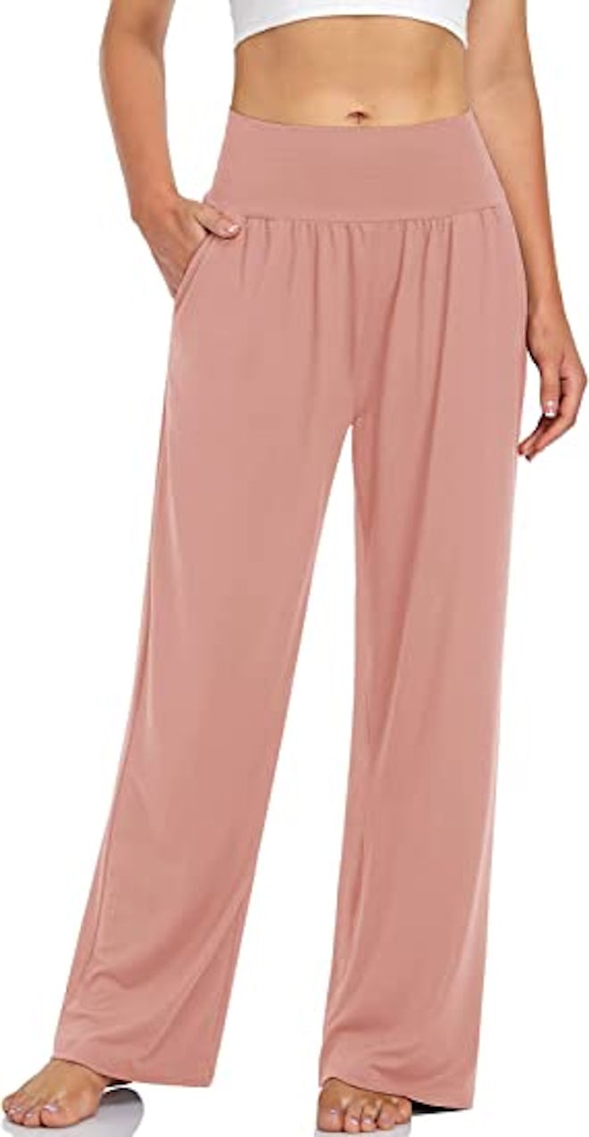If you're looking for cheap yet trendy clothes on Amazon, consider these wide leg sweatpants with a ...