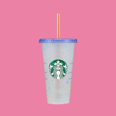 This color changing cup is like Taylor Swift's 'reputation' era. 