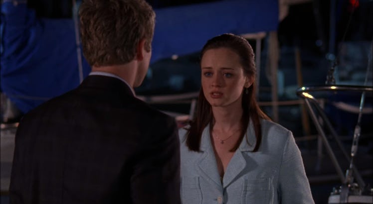 Rory convinces Logan to steal a yacht in 'Gilmore Girls,' which makes her a villain. 