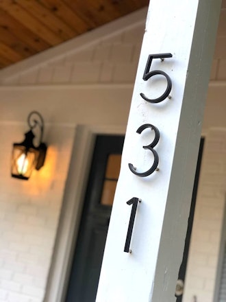 Reavor 5 Inch Floating House Numbers