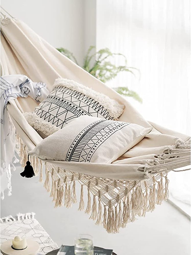 Xuanmuque Double Sized Boho Macrame Cream Hammock