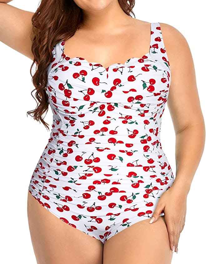 Aqua Eve Retro Scalloped Twist Front Swimwear