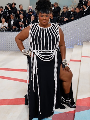  Lizzo attends the 2023 Costume Institute Benefit celebrating "Karl Lagerfeld: A Line of Beauty" at ...