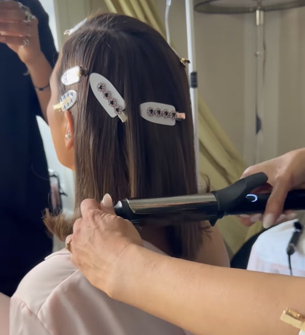 Ashley Graham's 2023 Met Gala hair was styled by Justine Marjan.