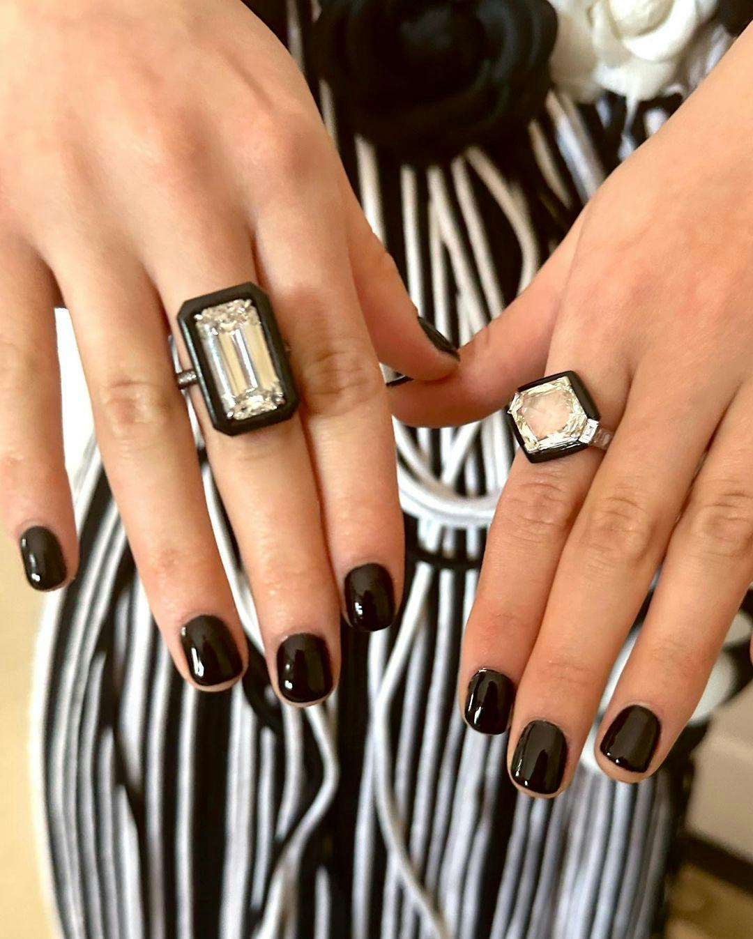 Olivia Rodrigo&rsquo;s short black nails for the Met Gala 2023.