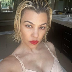 In May 2023, Kourtney Kardashian dyed her blonde bob a jet black hair color.