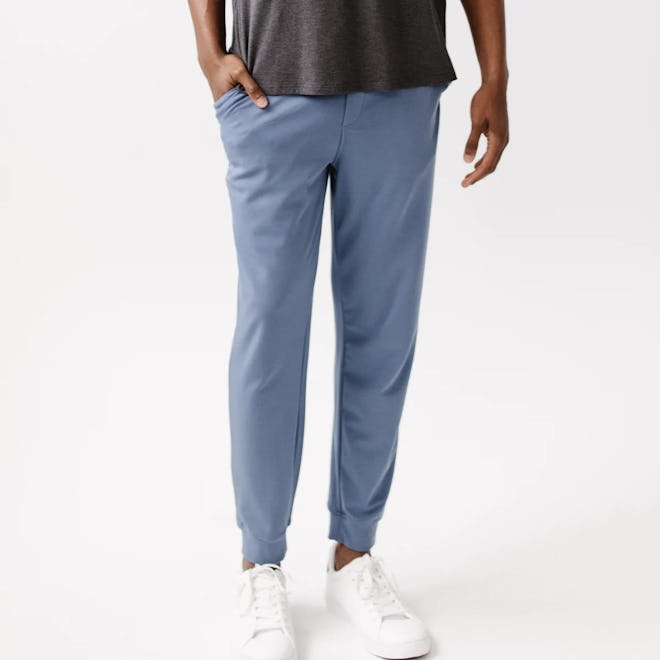 Need cool gifts for dad for father's day? Try these blue jogger pants.