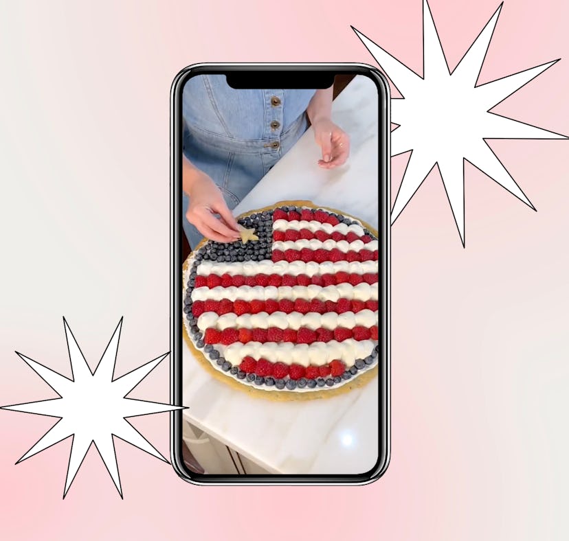 A TikToker makes an American flag fruit pizza for a Memorial Day recipe on TikTok.