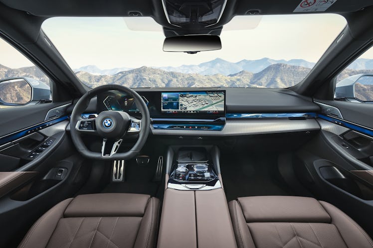 BMW i5's interiors