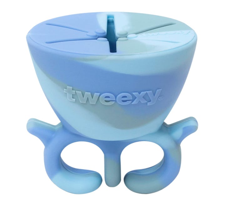 Tweexy Wearable Nail Polish Holder Ring