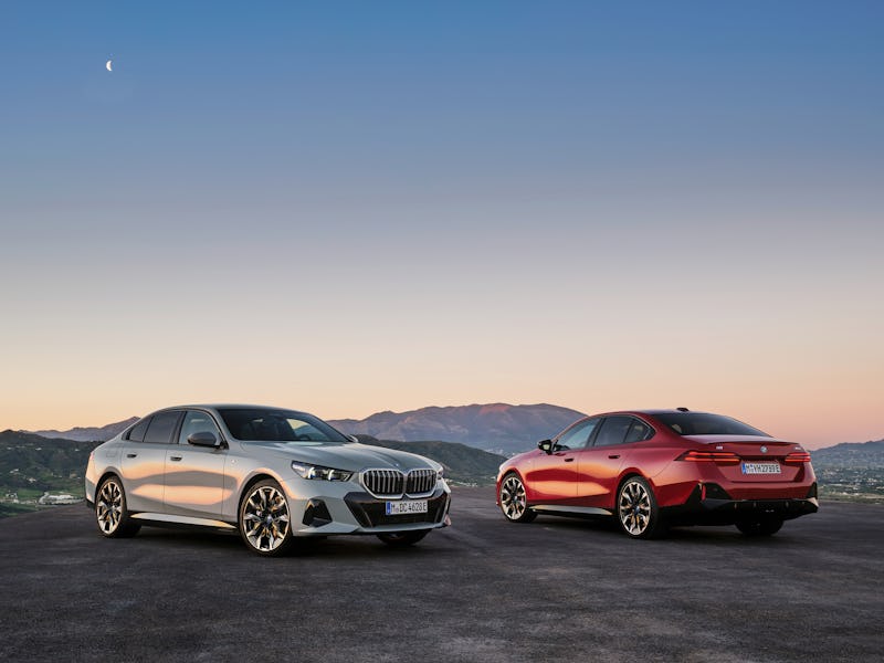 BMW i5 M60 xDrive and i5 eDrive40