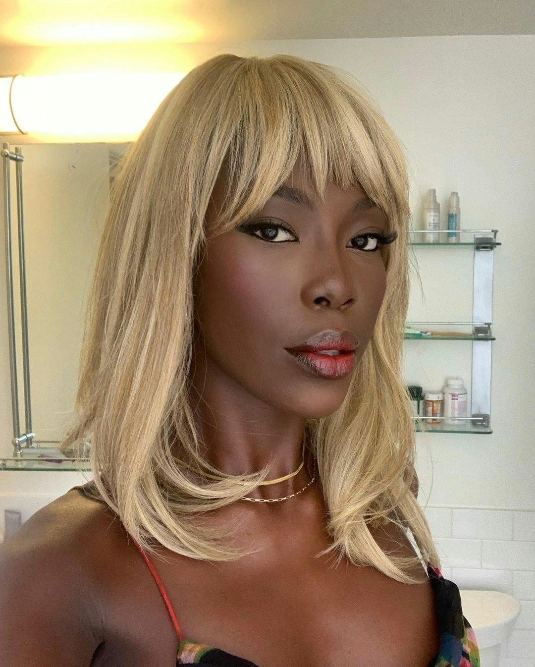 Geminis enjoy changing up their look.