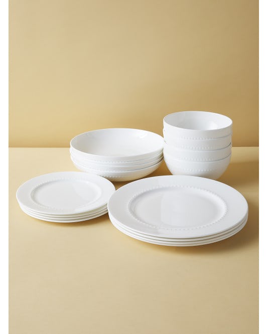 Here&rsquo;s what you need to know about the Timeless Glamour home decor trend.