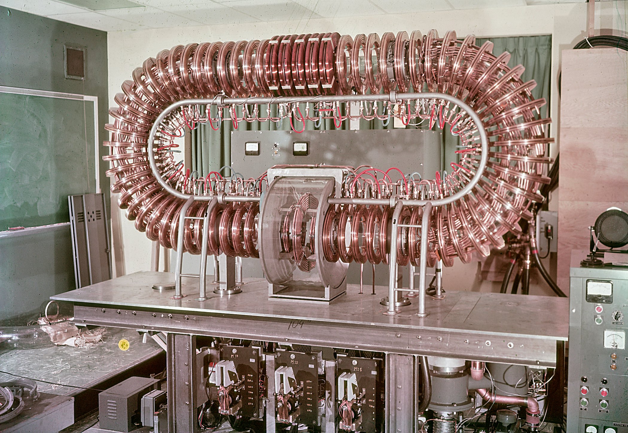 A Strange 1950s Technology Could Finally Bring Fusion Energy to