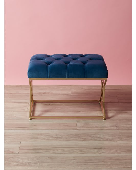 Here&rsquo;s what you need to know about the Timeless Glamour decor trend.