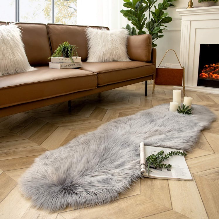 Ashler Faux Fur Rug