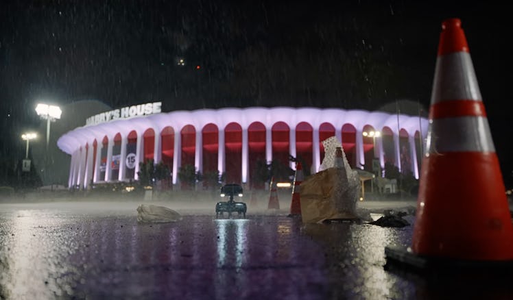 Harry Styles' "Satellite" music video was filmed at the Kia Forum in Los Angeles. 