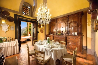 Alix Earle's Airbnb in Italy has tons of dining and luxe decor. 
